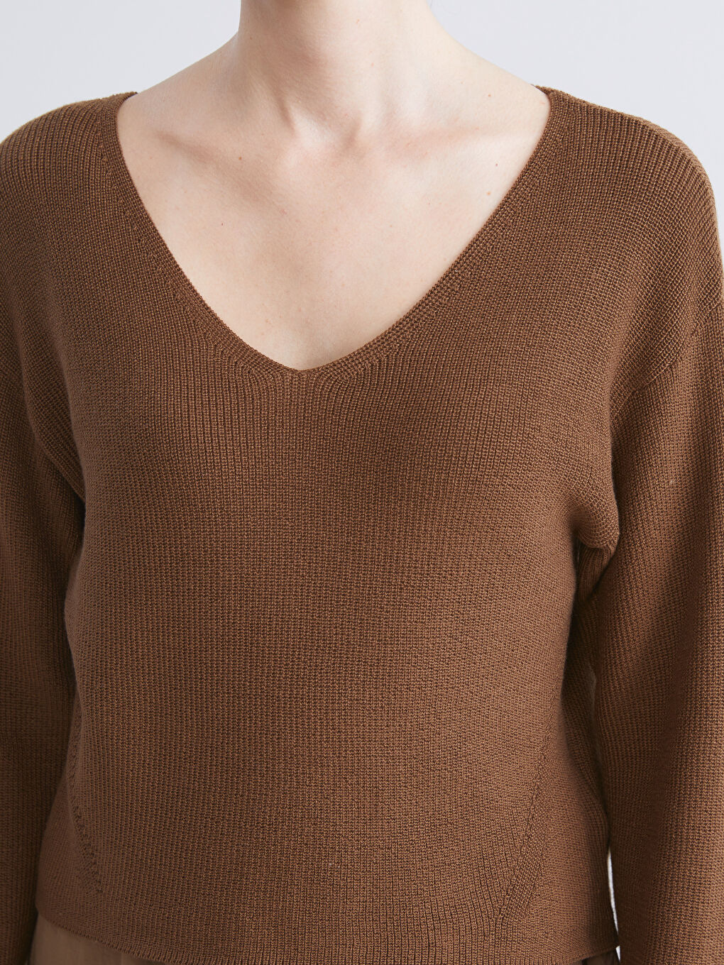 V Neck Women's Knitwear Sweater-2