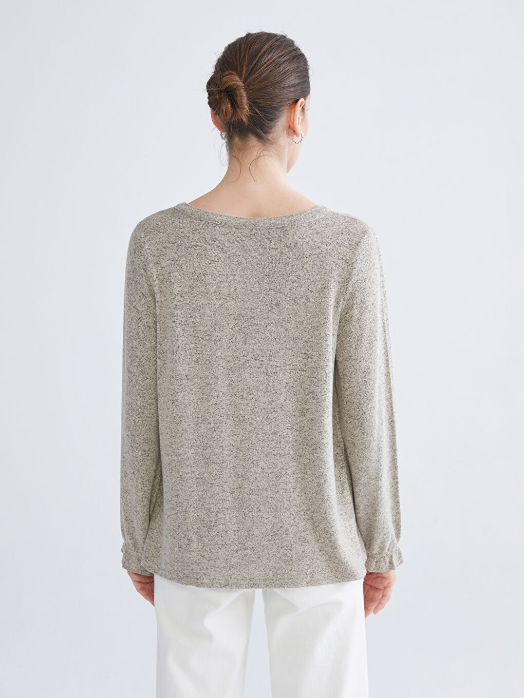 Bej Bisiklet Yaka Fırfırlı Bluz-3