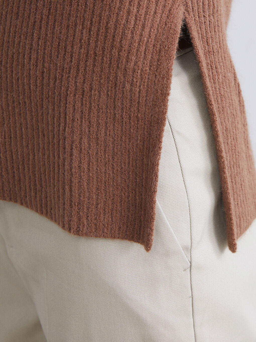 Funnel Neck Women's Knitwear Sweater Vest-2