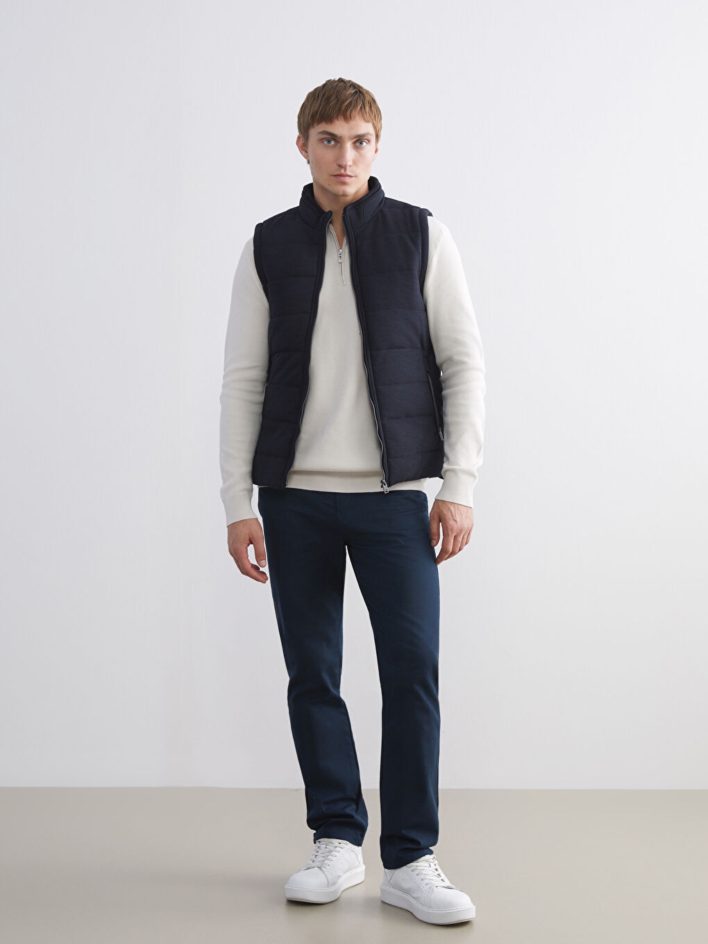 Lacivert Slim Fit Dik Yaka Erkek Şişme Yelek-1