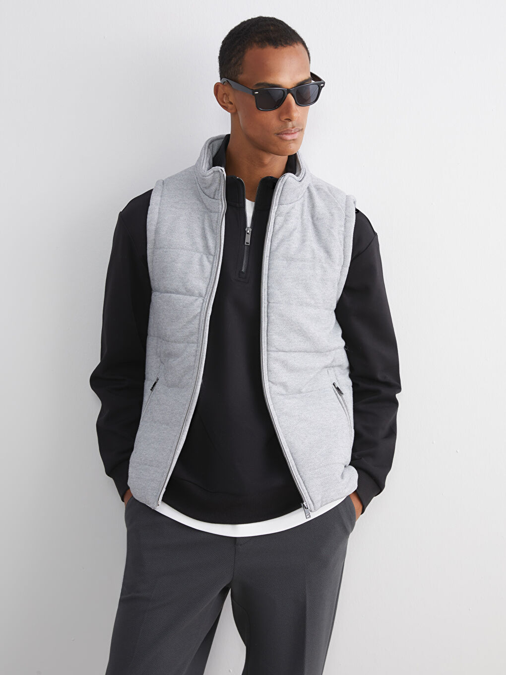 Gri Slim Fit Dik Yaka Erkek Şişme Yelek