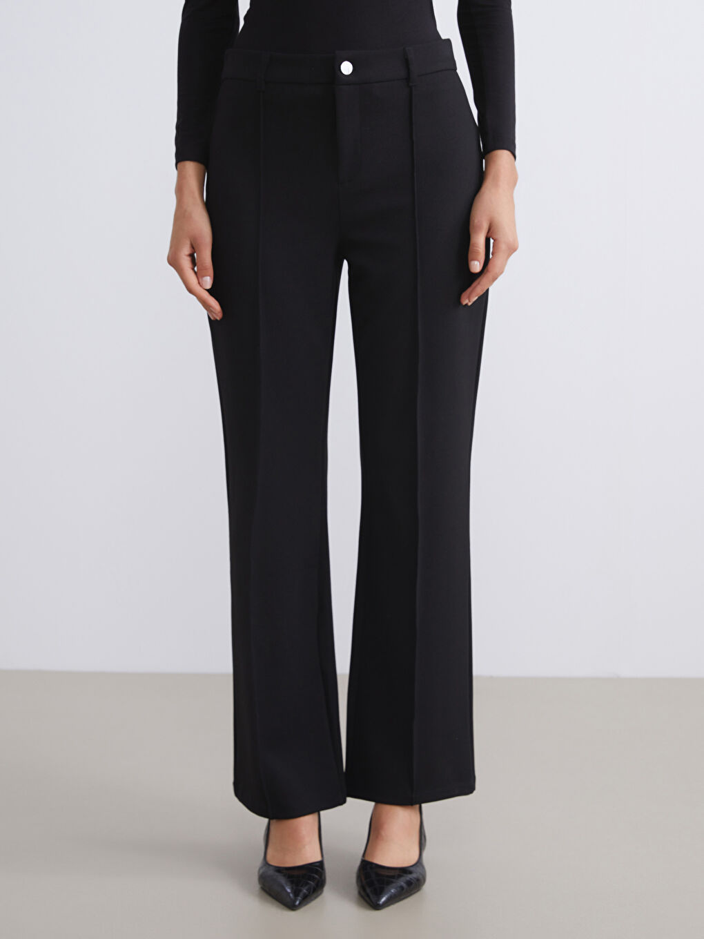 Siyah Büyük Beden Dar Fit İspanyol Paça Kadın Pantolon-2