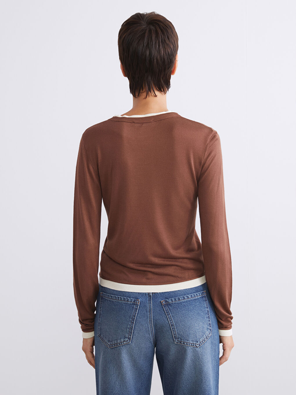 Crew Neck Women's Knitwear Sweater-3