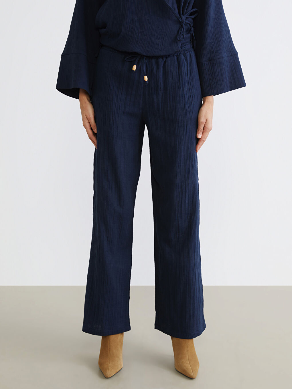 Lacivert Büyük Beden Beli Lastikli Müslin Kadın Pantolon-2