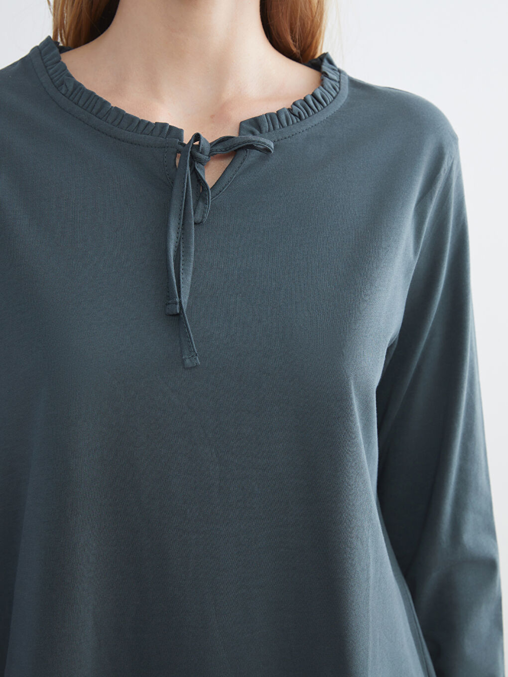 Yeşil Fırfırlı Bağlamalı Yaka Bluz-2