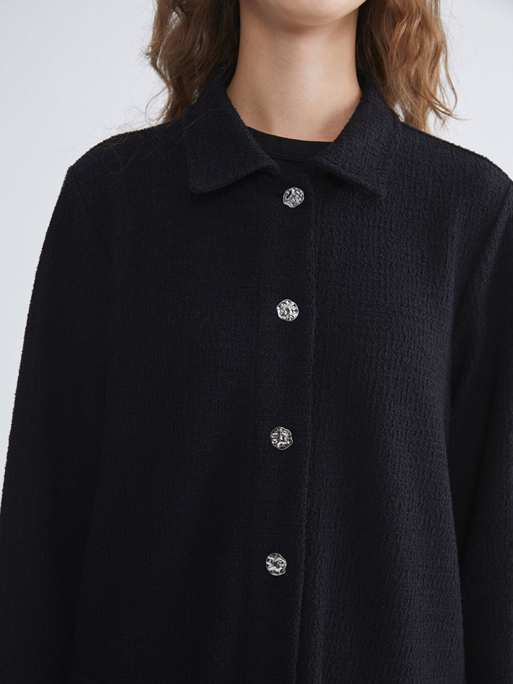 Siyah Dokulu Kadın Gömlek Ceket-2