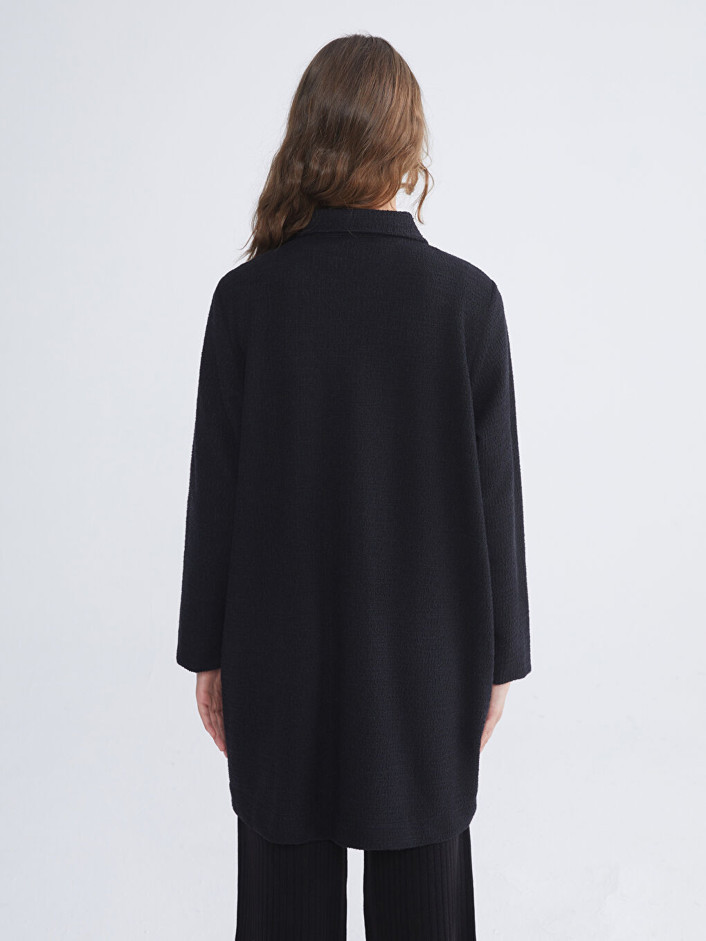 Siyah Dokulu Kadın Gömlek Ceket-3