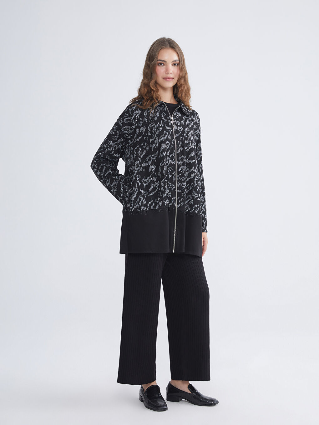 کاردیگان ڕه‌ش ژن-1