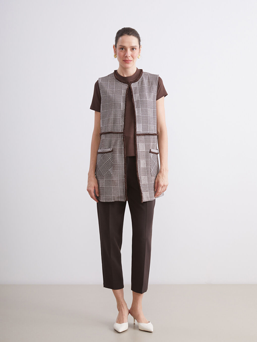 Kahverengi Bisiklet Yaka Ekose Kadın Yelek-1