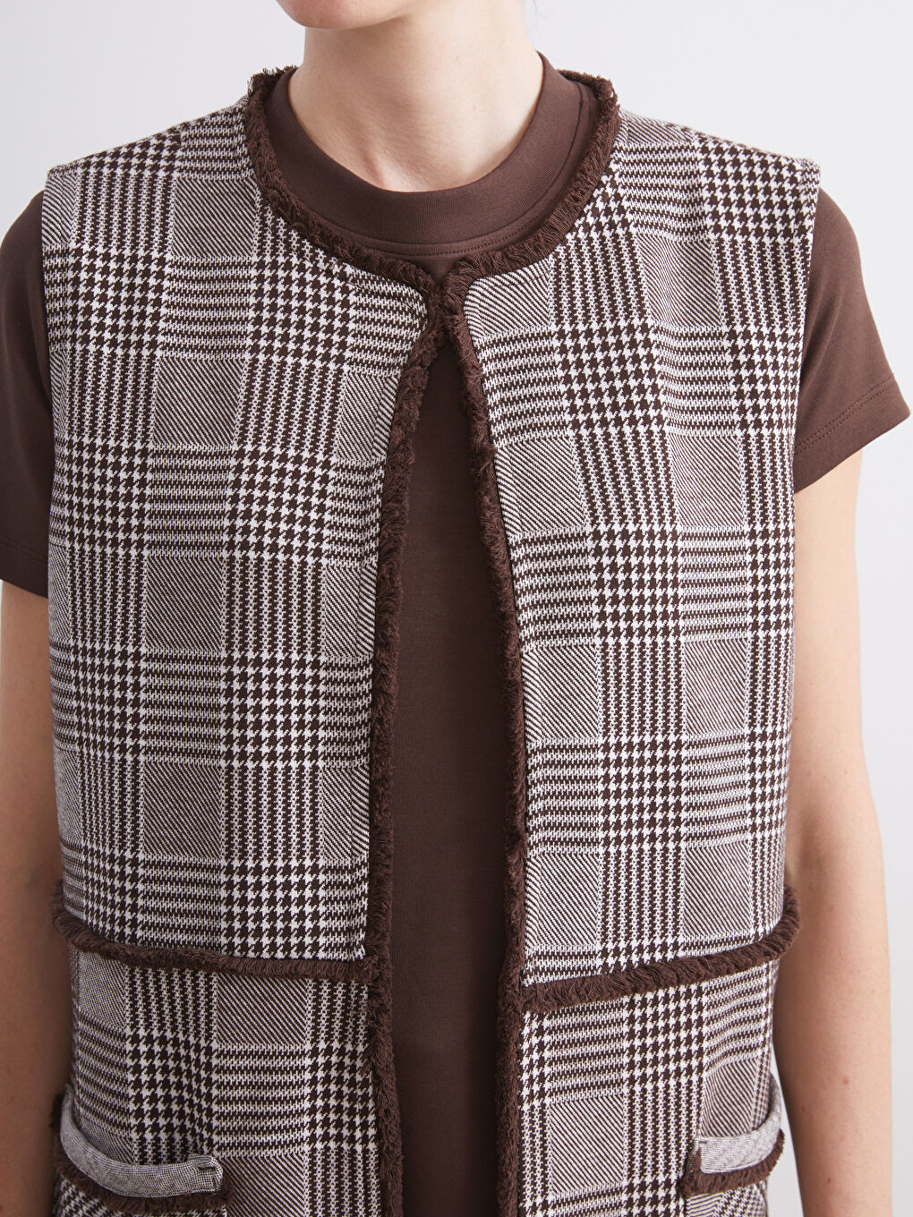 Kahverengi Bisiklet Yaka Ekose Kadın Yelek-2