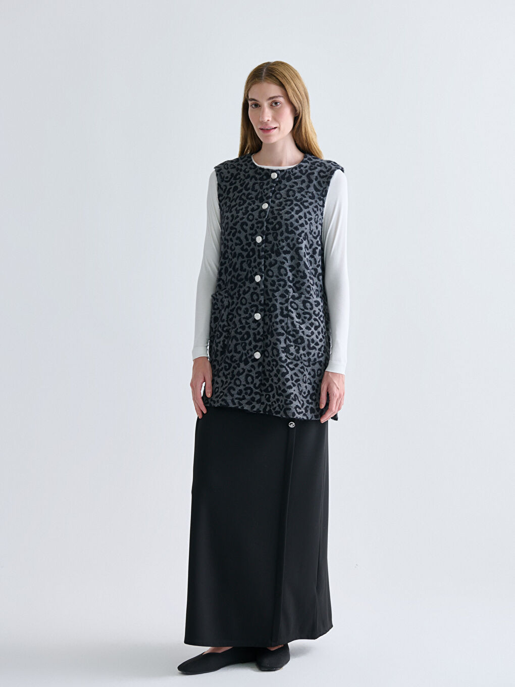 Siyah Bisiklet Yaka Desenli Kadın Yelek-1