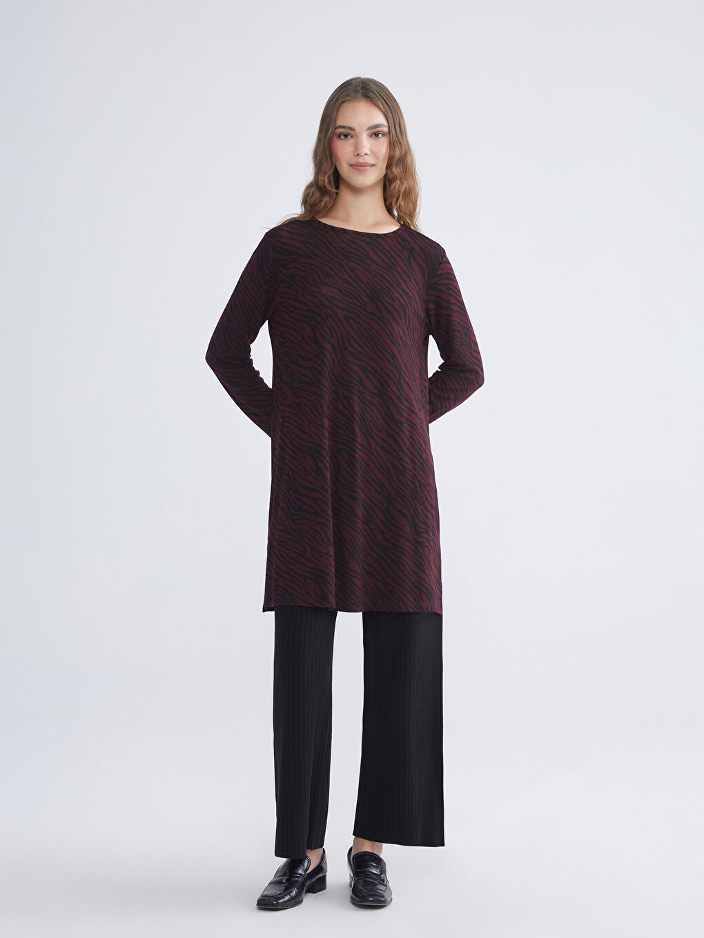 Bordo Bisiklet Yaka Desenli Kadın Tunik-1