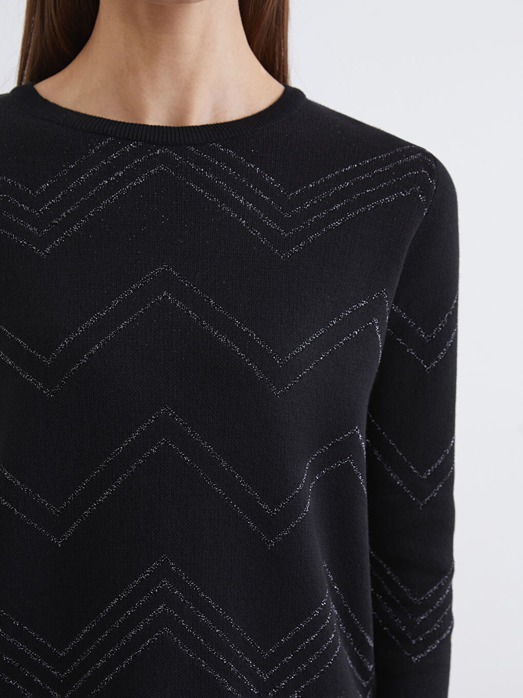 Siyah Bisiklet Yaka Desenli Kadın Triko Kazak-2