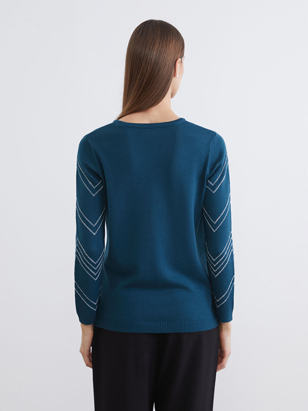 Džemper od trikotaže sa okruglim izrezom i uzorkom za žene-3