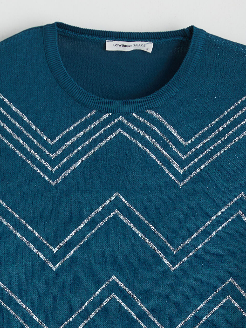 Džemper od trikotaže sa okruglim izrezom i uzorkom za žene-5