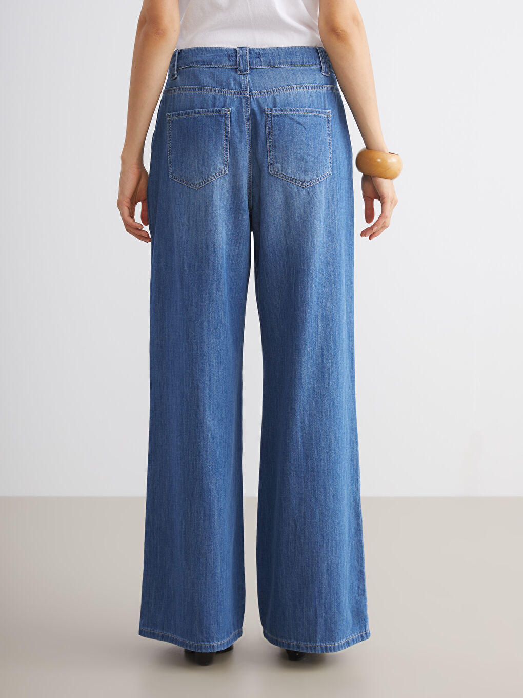 Wideleg Women's Jeans-3