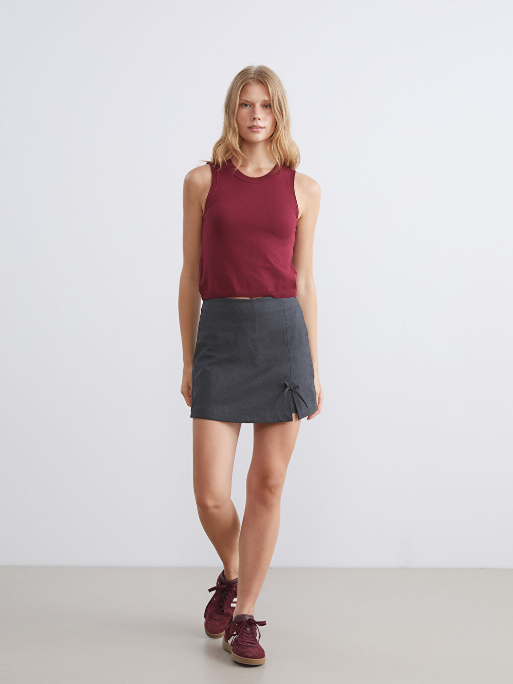 شورت خارجي انثراسايت / رمادي داكن امرأة-1