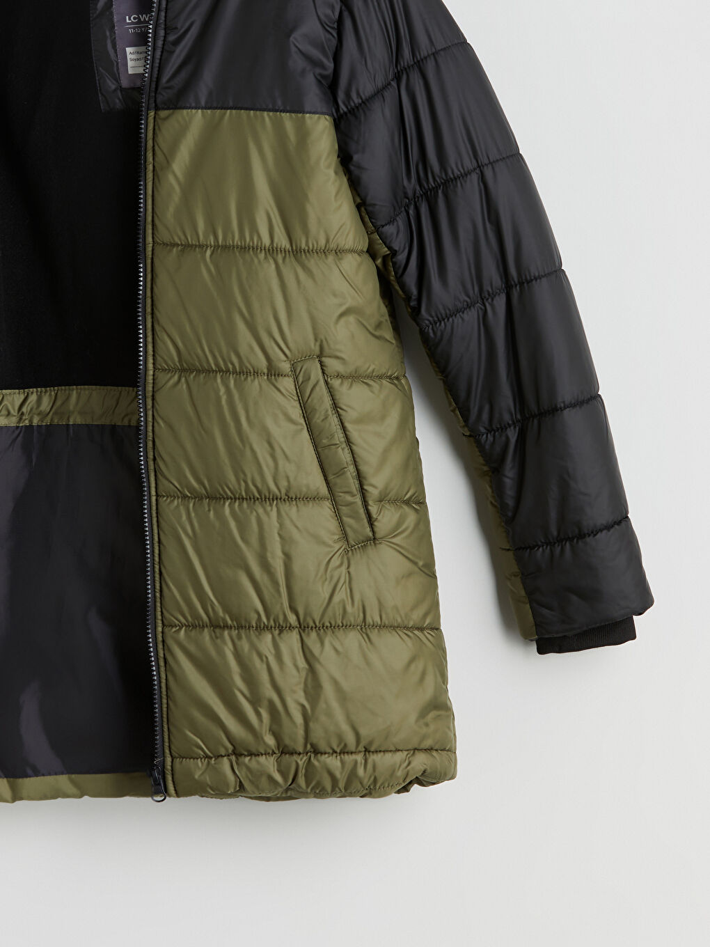 Haki Kapüşonlu Erkek Çocuk Şişme Mont-1