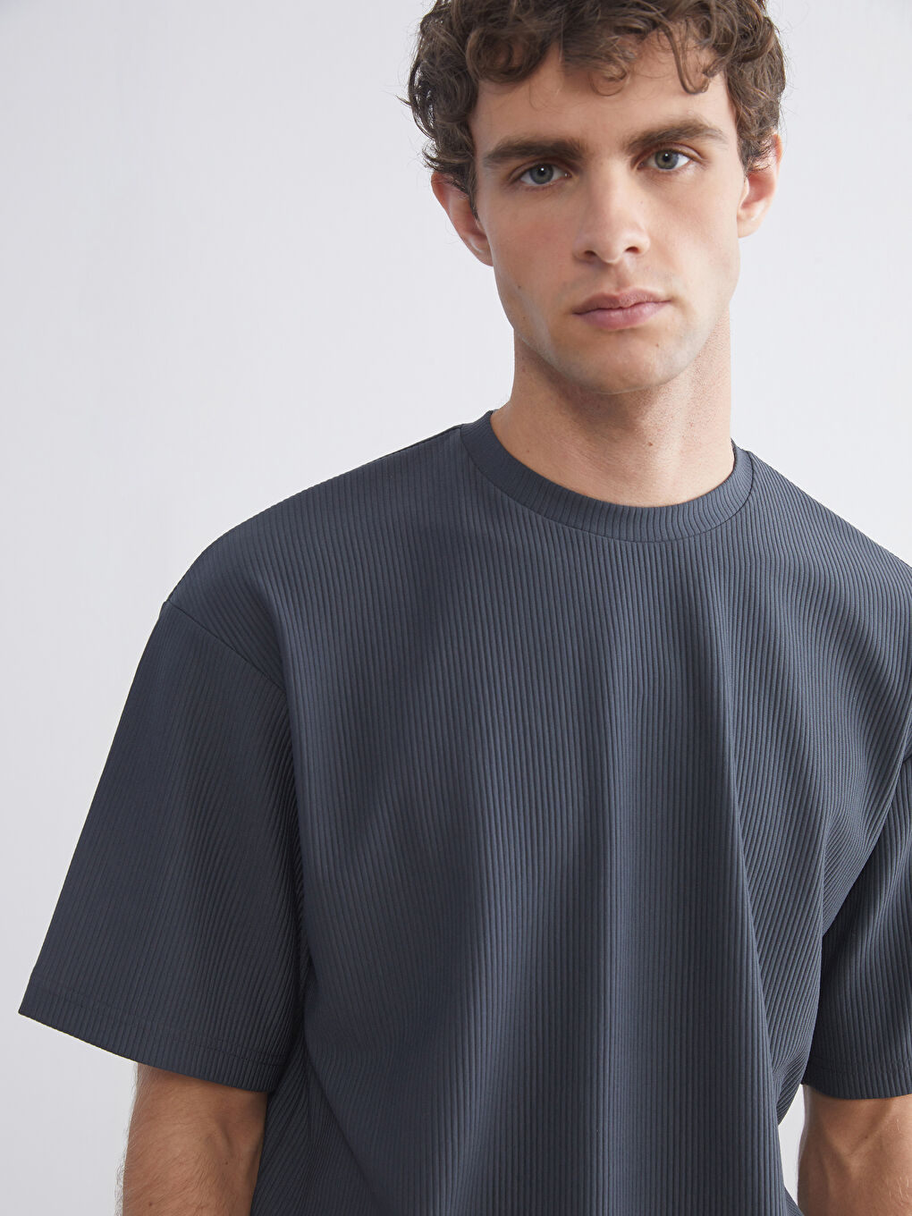 Antrasit Bisiklet Yaka Erkek Tişört-5