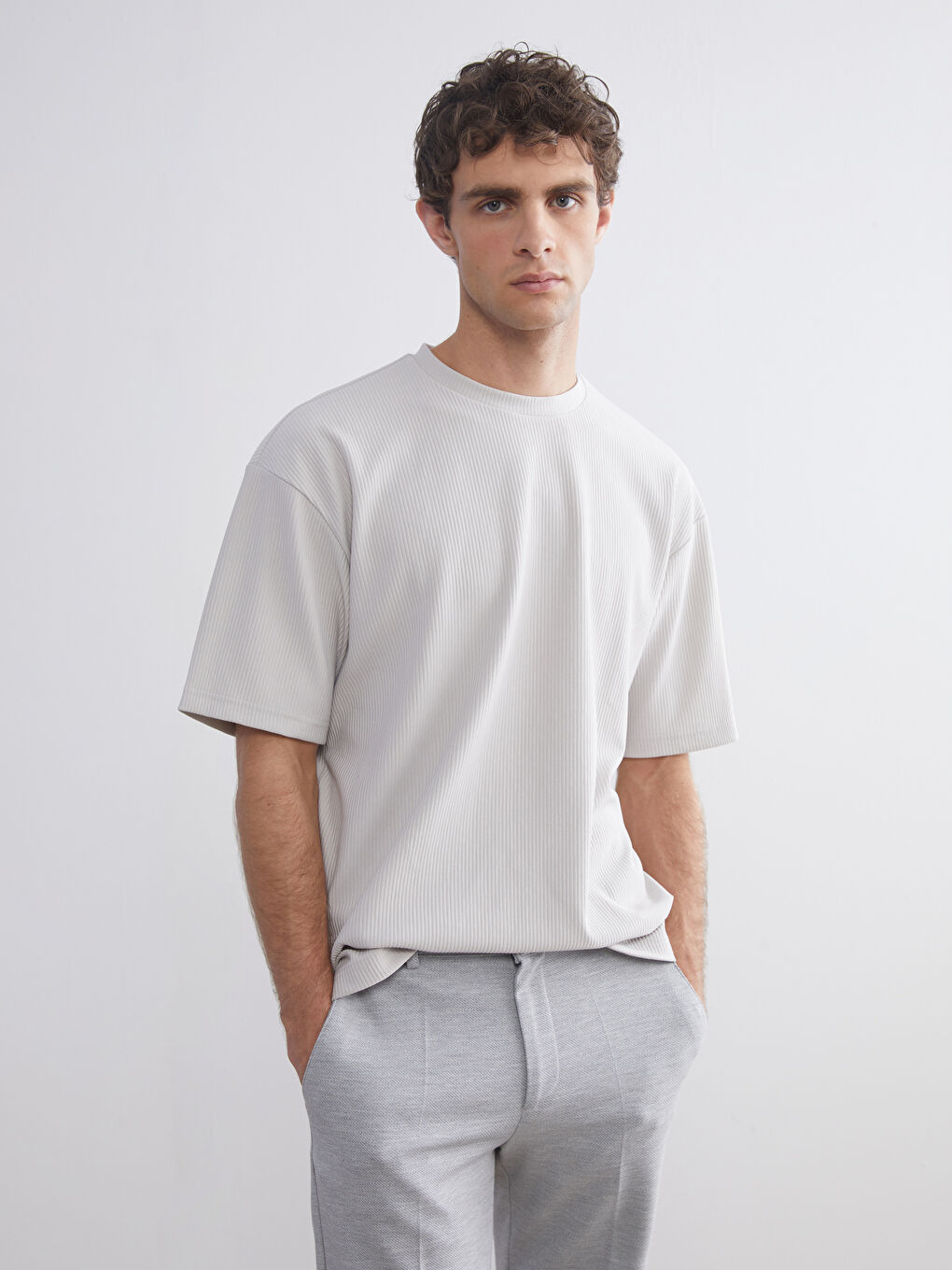 Bej Bisiklet Yaka Erkek Tişört