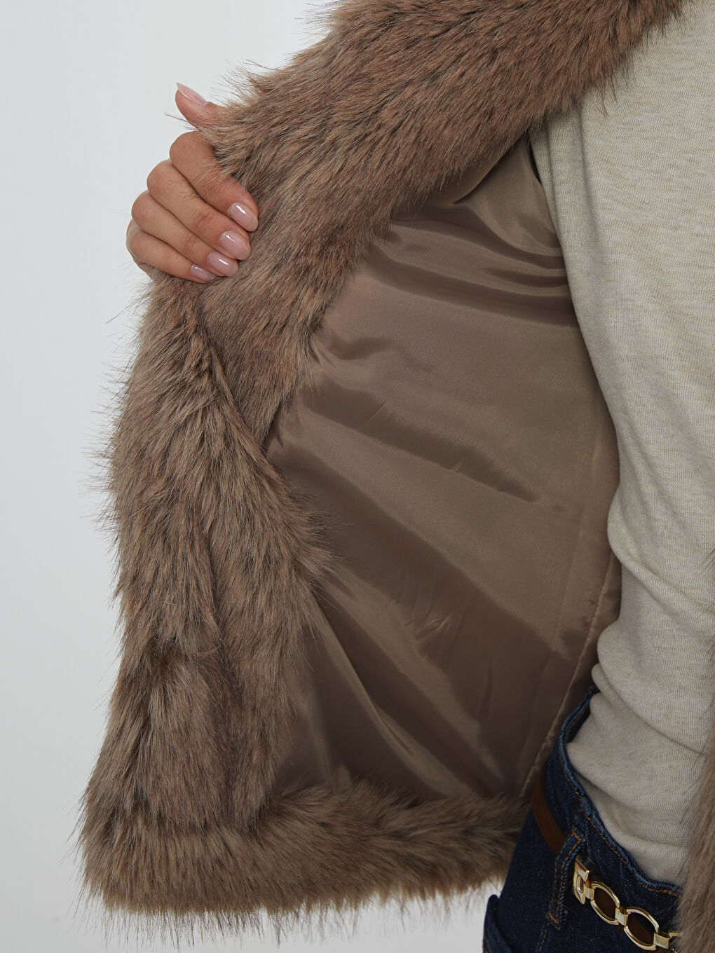 Kahverengi Gömlek Yaka Kadın Kürk Mont-3