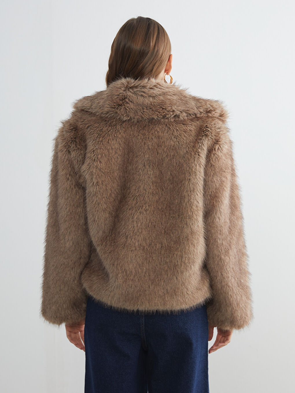 Kahverengi Gömlek Yaka Kadın Kürk Mont-4