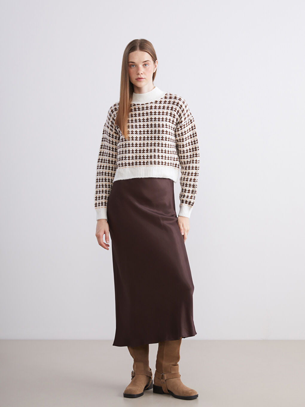 Kahverengi Beli Lastikli Volanlı Saten Etek