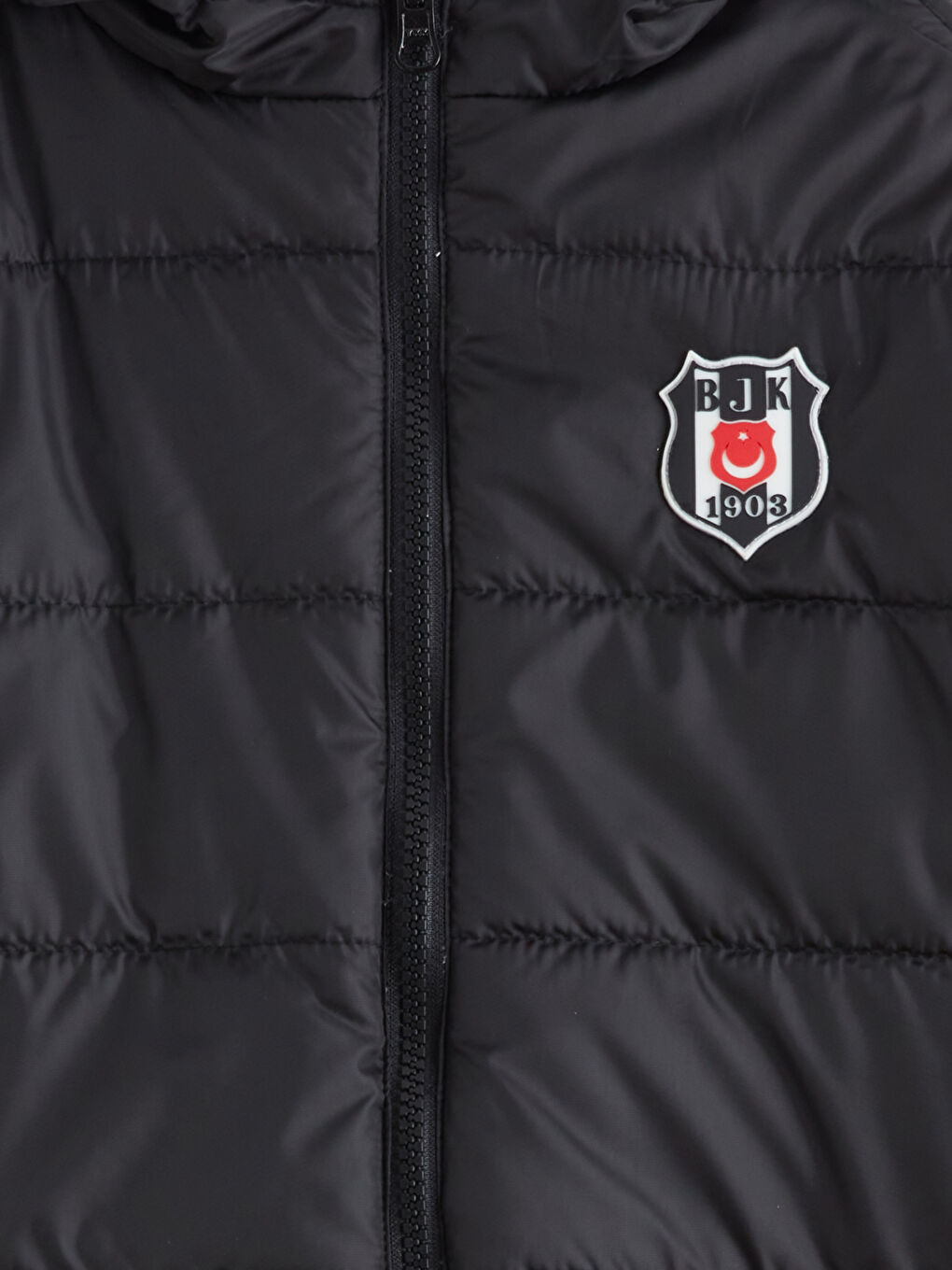 Beyaz Beşiktaş Armalı Erkek Çocuk Şişme Mont-1