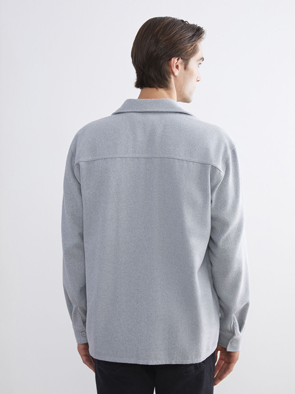 Gri Cep Detaylı Uzun Kollu Gömlek-3