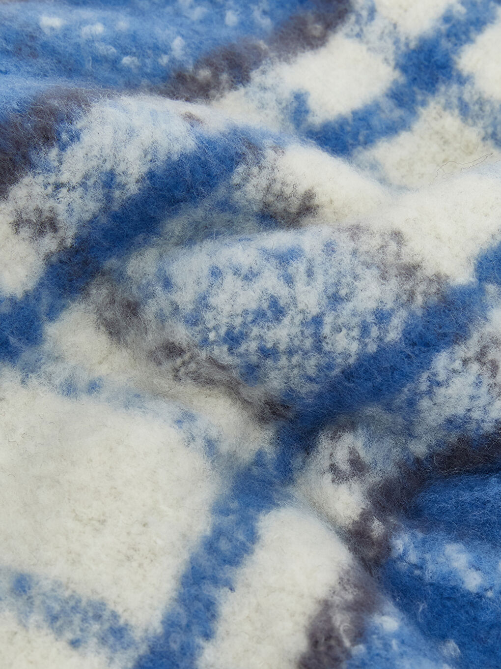 Lacivert Ekose Desenli Kısa Püsküllü Kadın Atkı-2