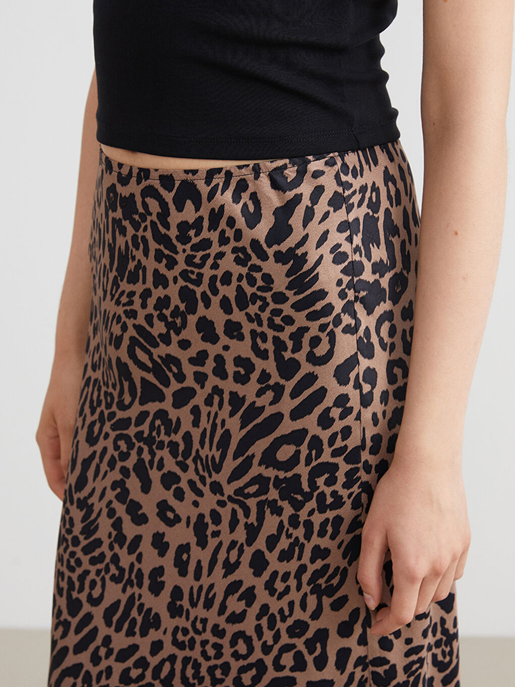 Woman BROWN Skirt-2