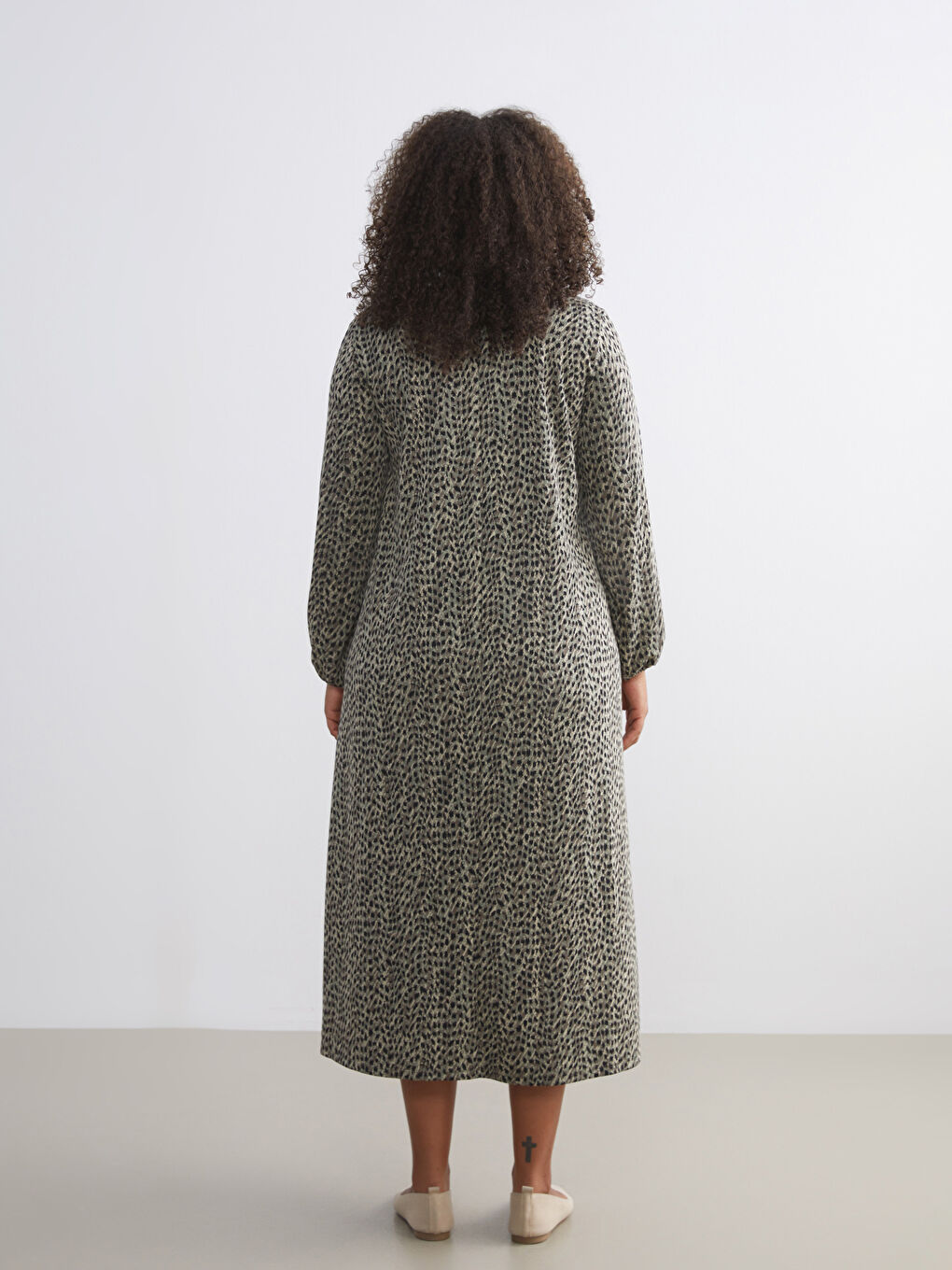 Plus Size Crew Neck Patterned Dress-7