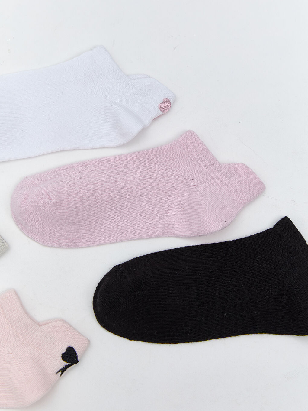 Ekru Fiyonk Nakışlı Kız Çocuk Patik Çorap 5'li-2