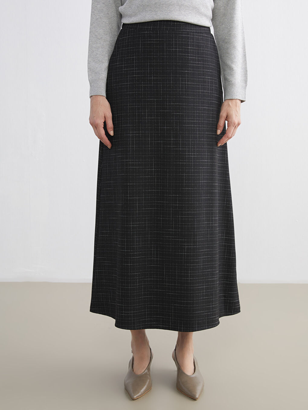 Siyah Beli Lastikli Ekose A Kesim Etek-1