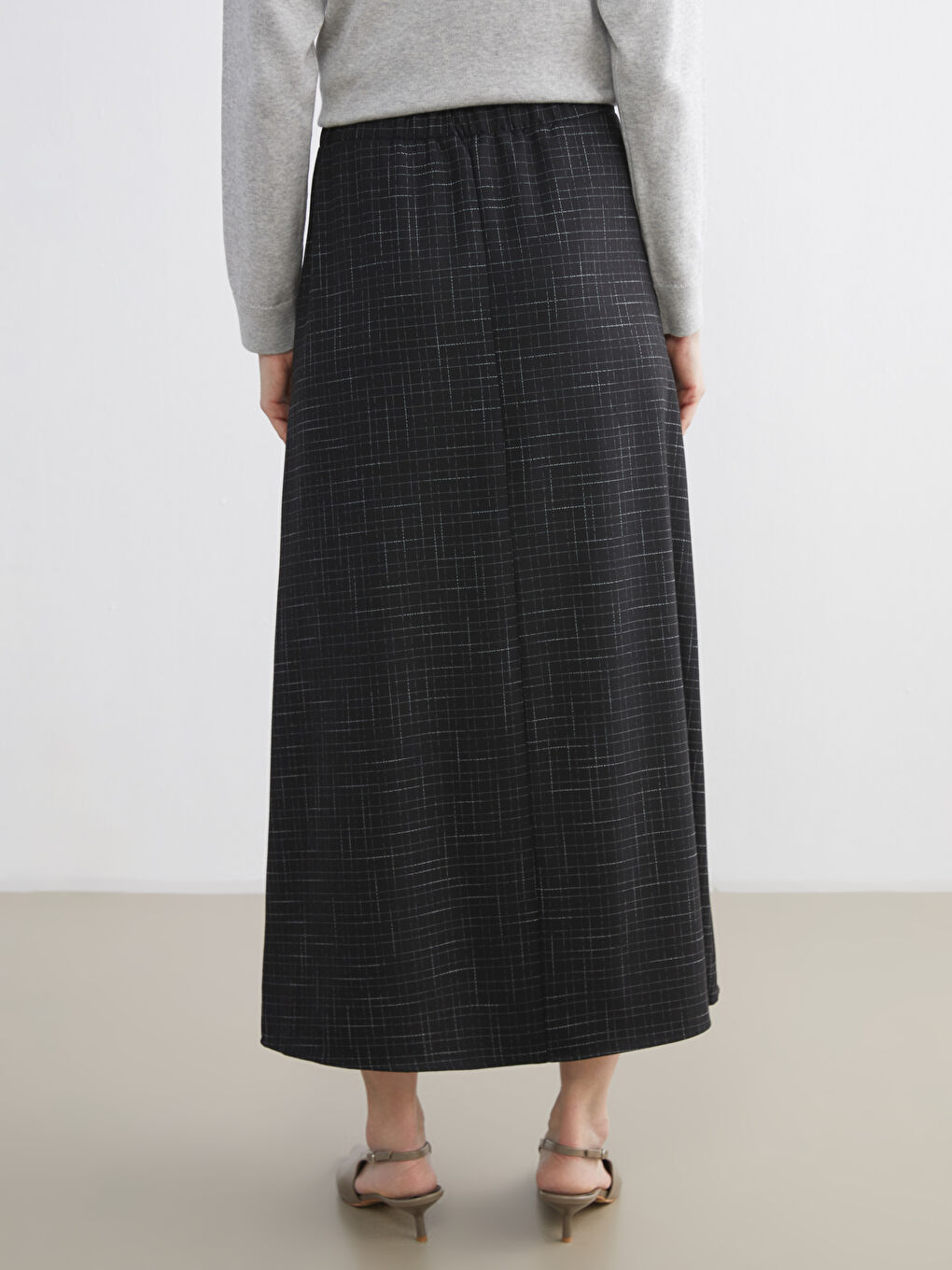 Siyah Beli Lastikli Ekose A Kesim Etek-3