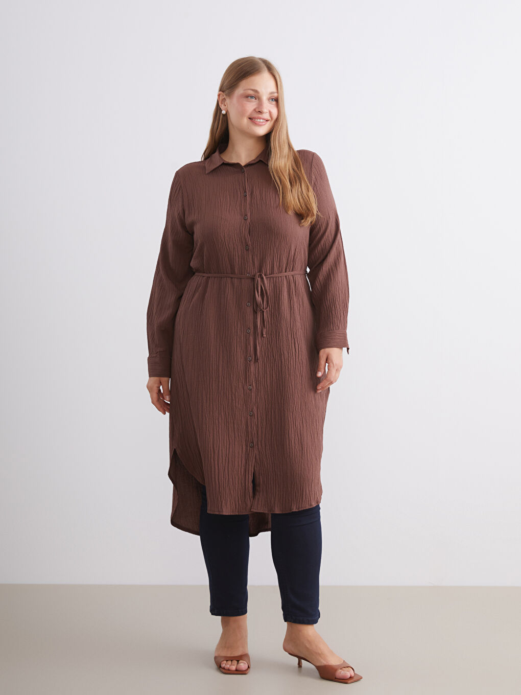 LCWAIKIKI كلاسيك تونیکی کراسی ئۆڤەرسایز بۆ ژنان -W5J446Z8-1J0