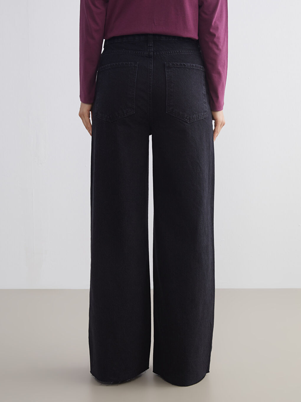 Женские широкие джинсы-3