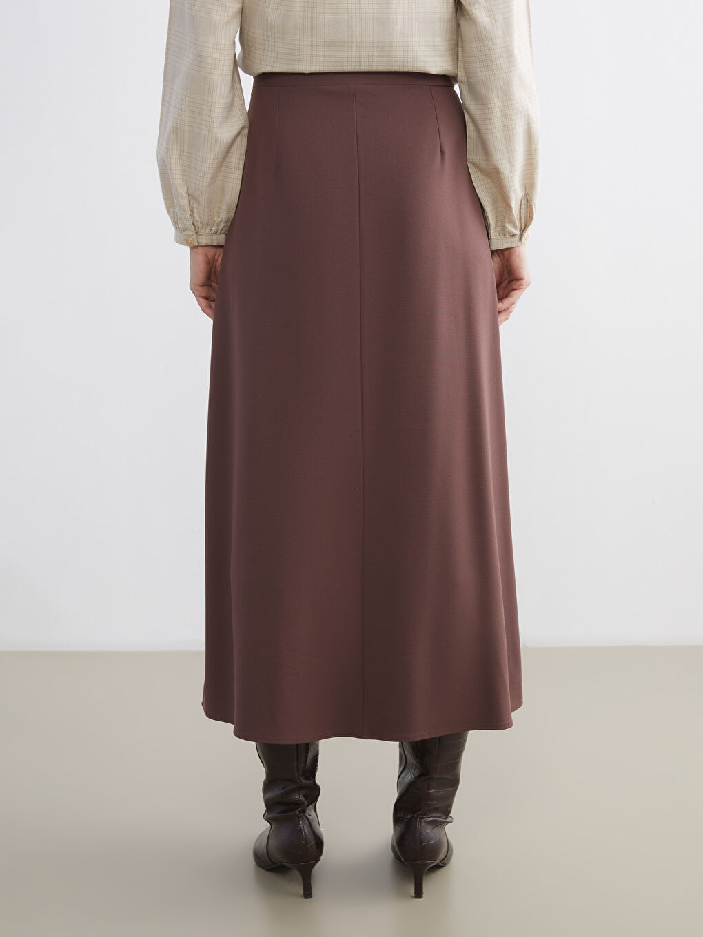 Kahverengi Düğme Detaylı A Kesim Etek-3