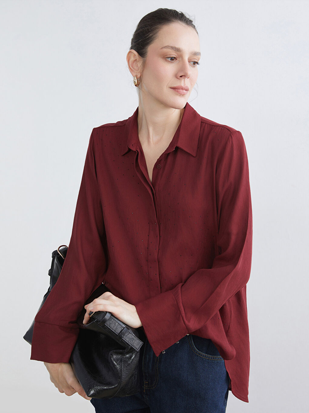 Standardni kroj Ženska košulja ukrašena cirkonima