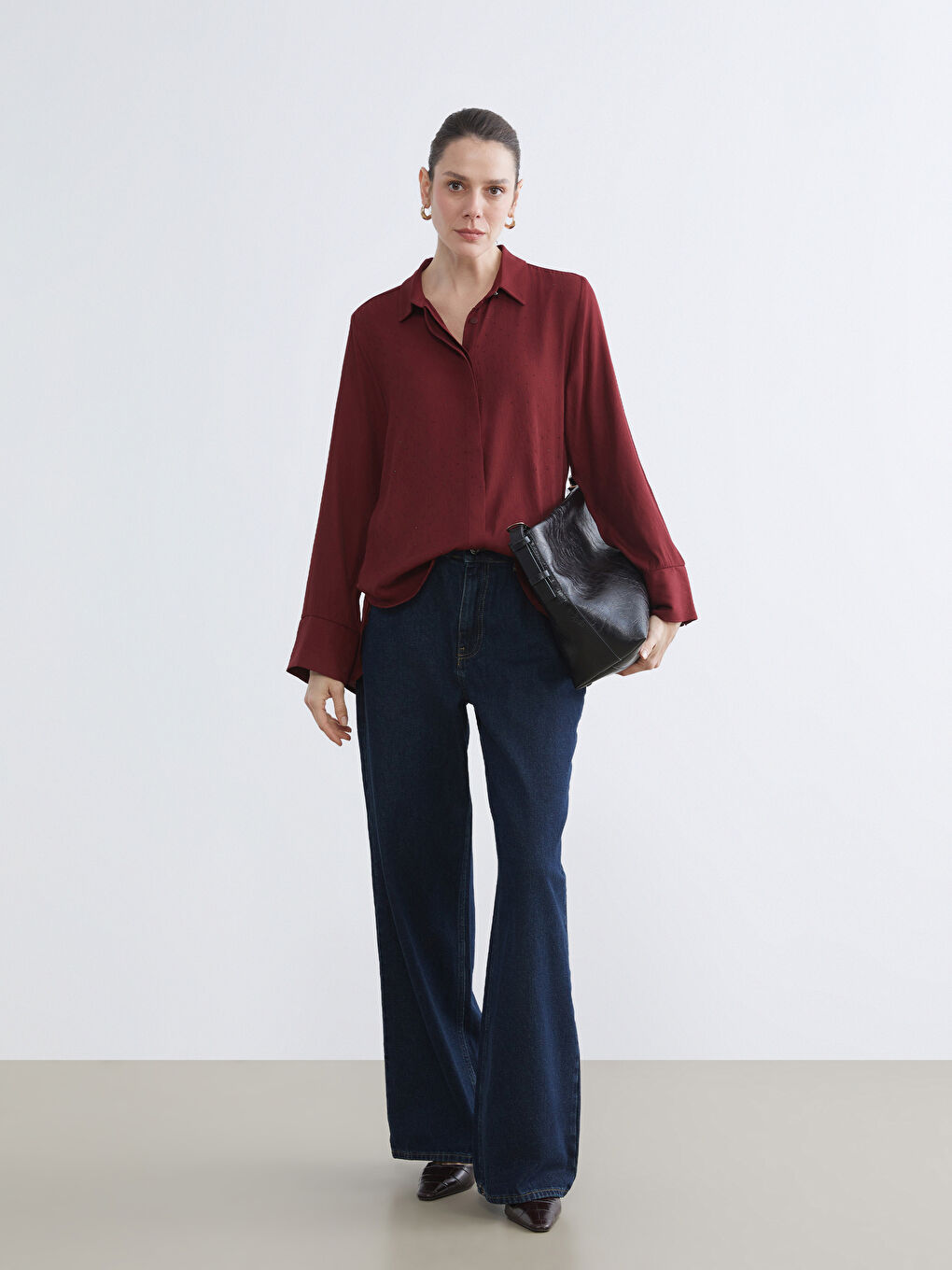 Standardni kroj Ženska košulja ukrašena cirkonima-1