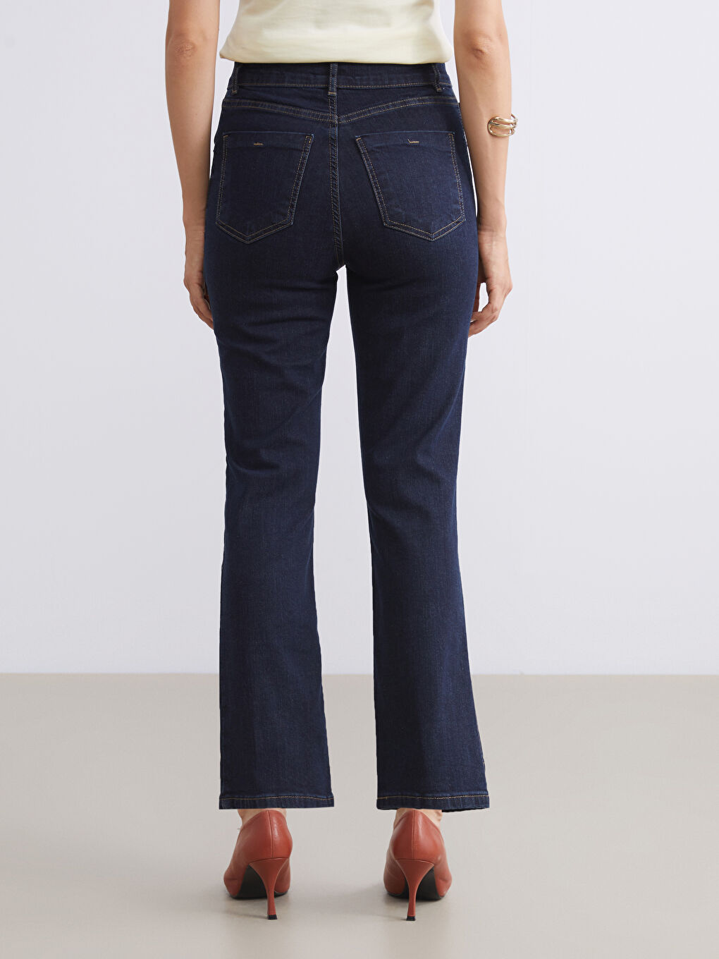 İndigo Crop Flare Kadın Jean Pantolon-3