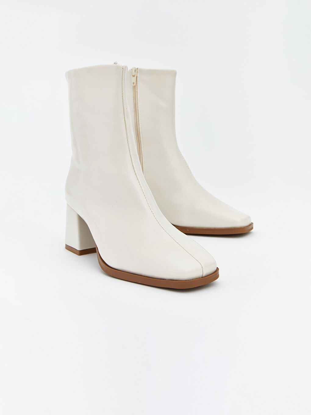 Ekru Süet Görünümlü Kadın Topuklu Bot-1