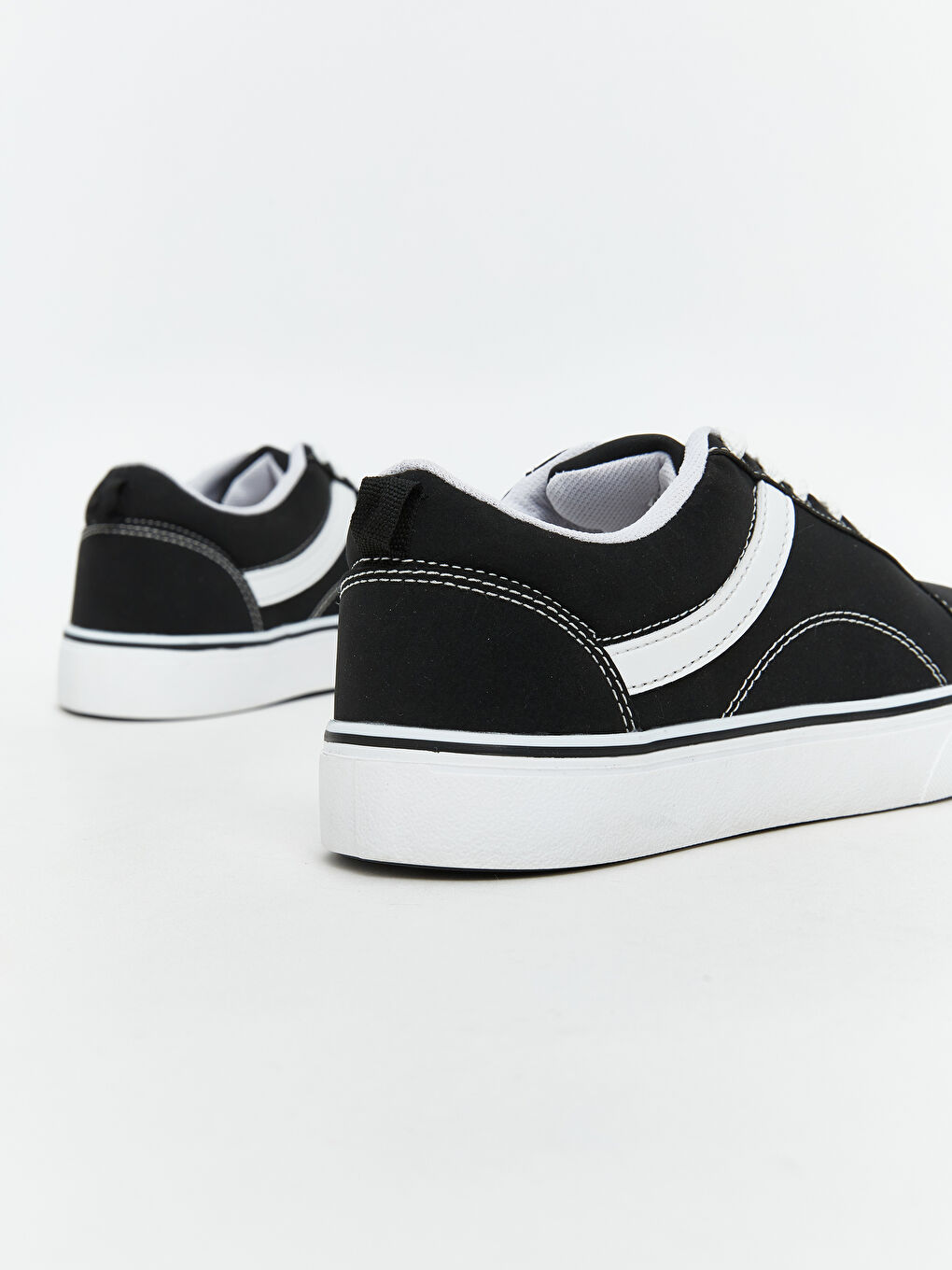 Siyah Bağcıklı Kadın Spor Ayakkabı-4