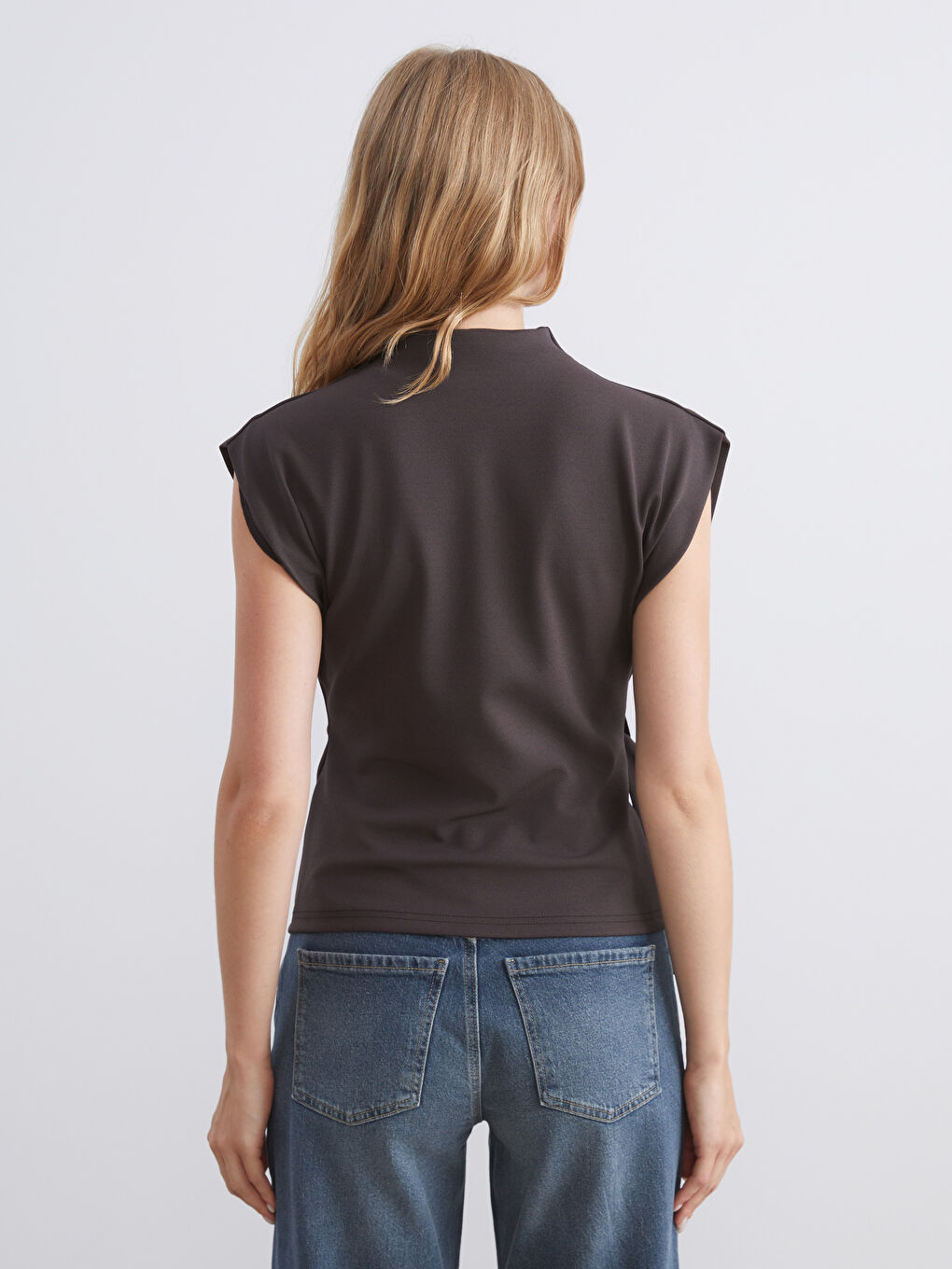 Kahverengi Dik Yaka Kemerli Bluz-3