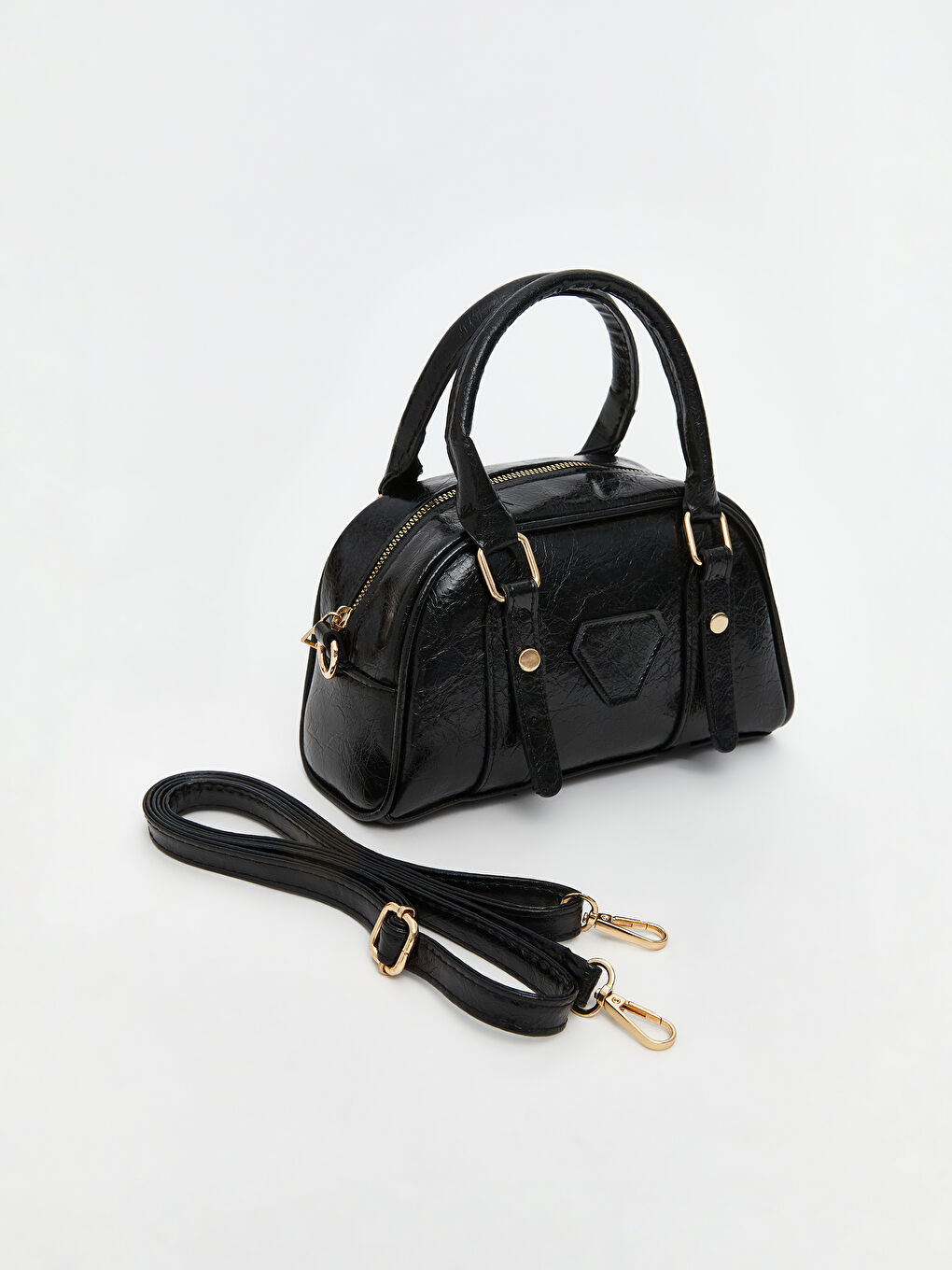 Siyah Deri Görünümlü Kadın Kol Çantası-1