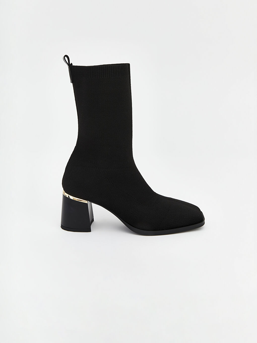 Siyah Süet Görünümlü Kadın Topuklu Bot-1