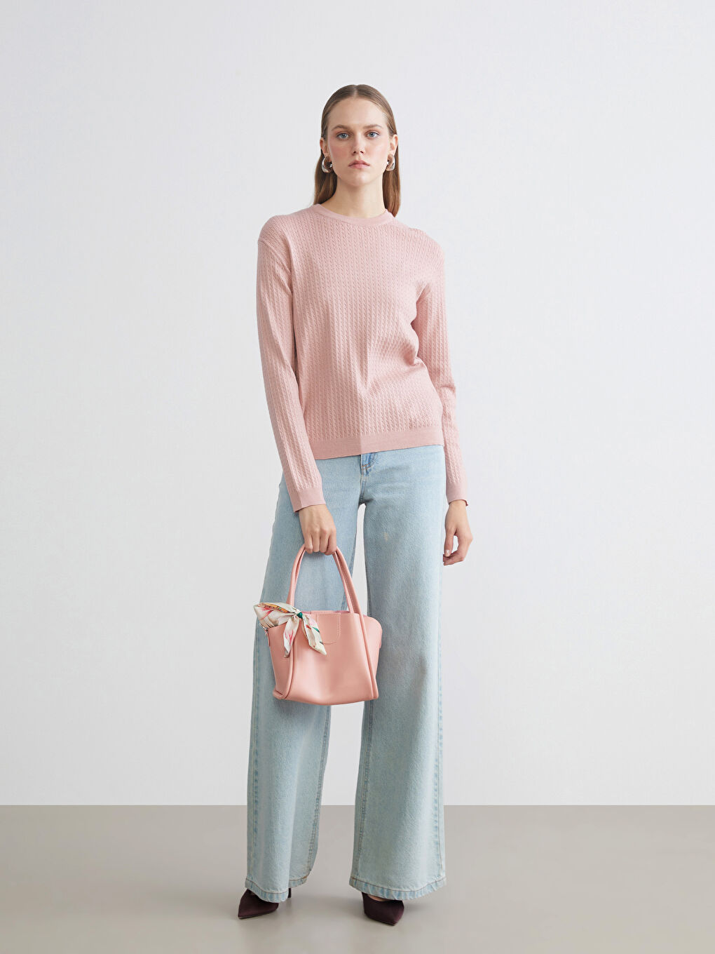 Pembe Fular Detaylı Kadın Omuz Çantası-1