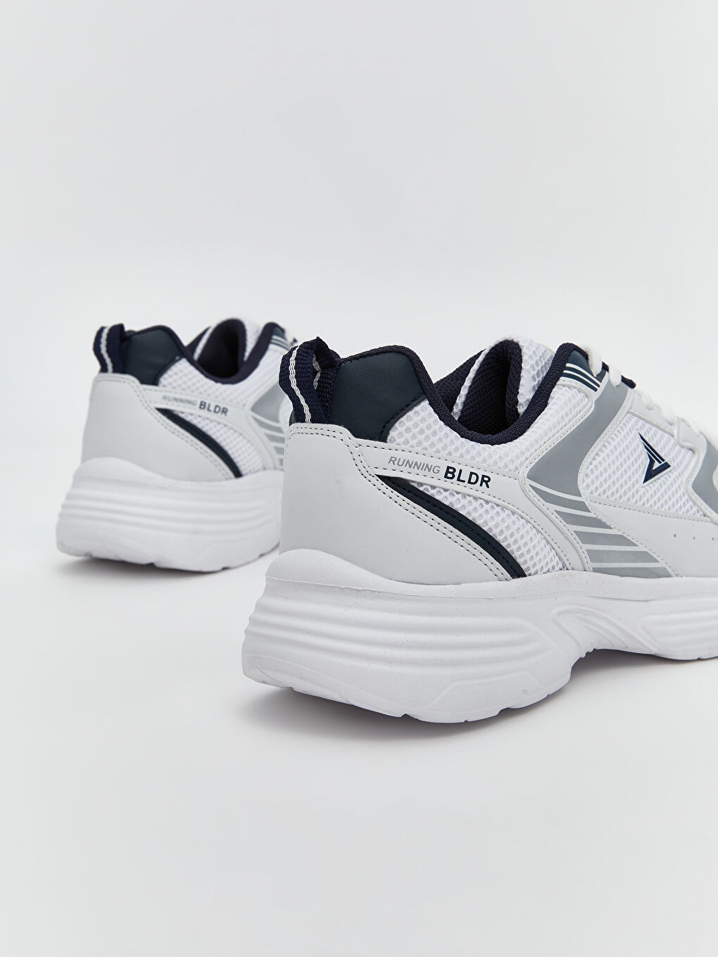 Beyaz Bağcıklı Erkek Spor Ayakkabı-4