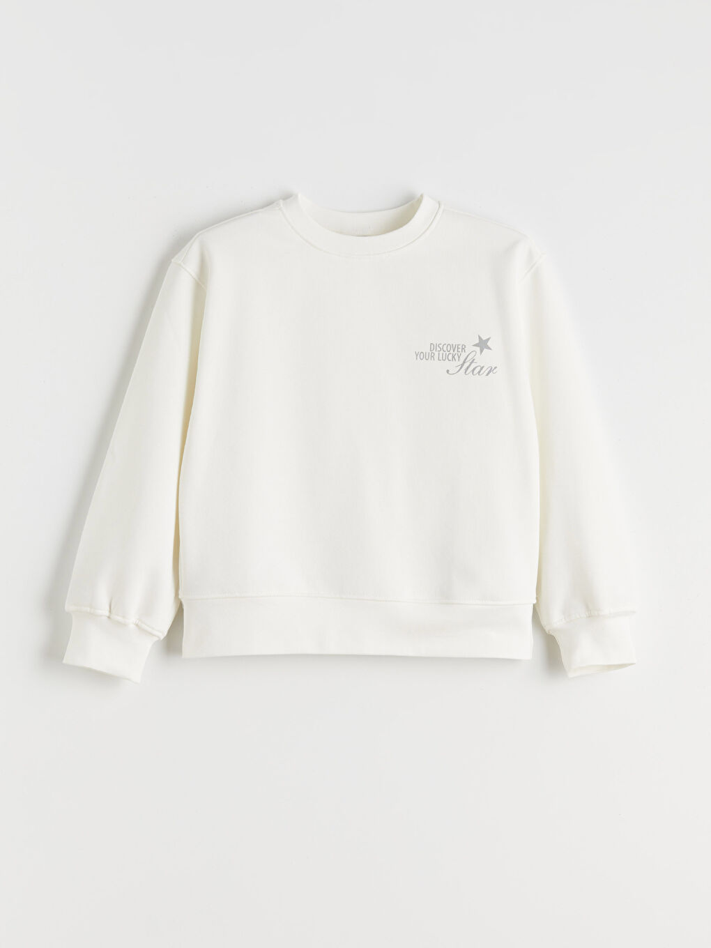 كنزة رياضية مطبوعة برقبة دائرية للبنات-1