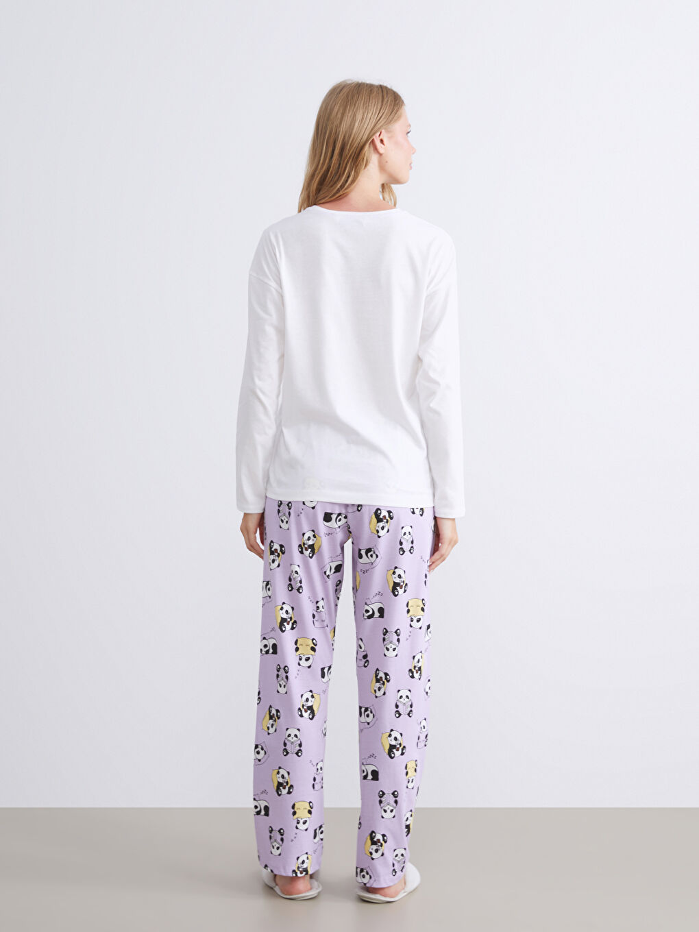 Піжамний комплект для жінок із принтом та круглим вирізом горловини-3